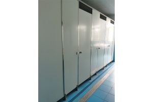 南雅中学卫生间隔断案例